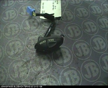 volvo_xc70_2003_gps_navigator.jpg