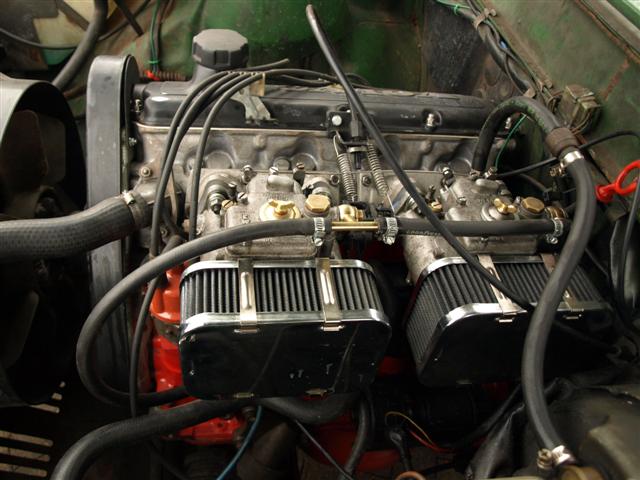 Volvo 245 race 010 (Small).jpg